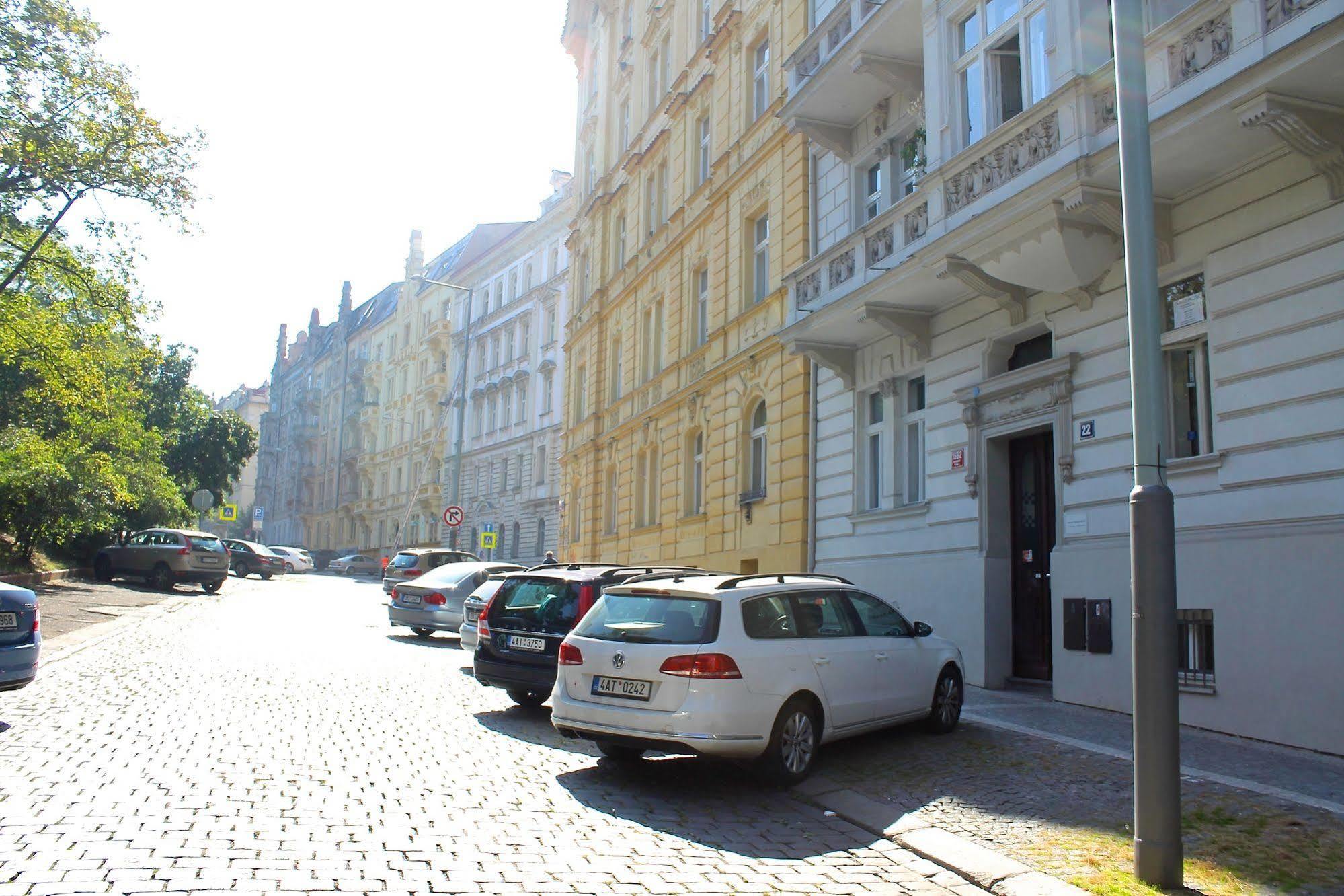 Prague Hostel Na Smetance Exterior foto